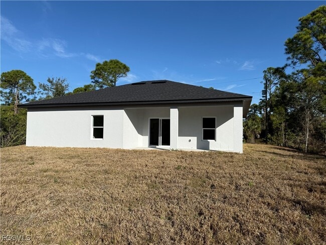 Building Photo - 1014 Lakeside Dr