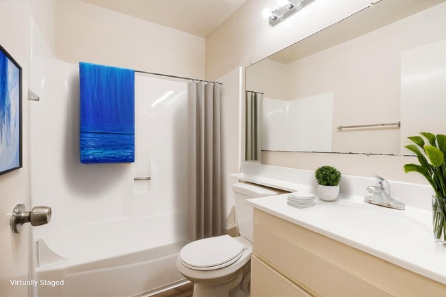 Building Photo - Villa Marina Apartments