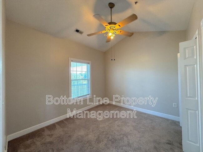 Building Photo - 8639 Coralbell Ln