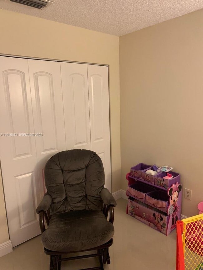 Building Photo - 240 NW 114th Ave