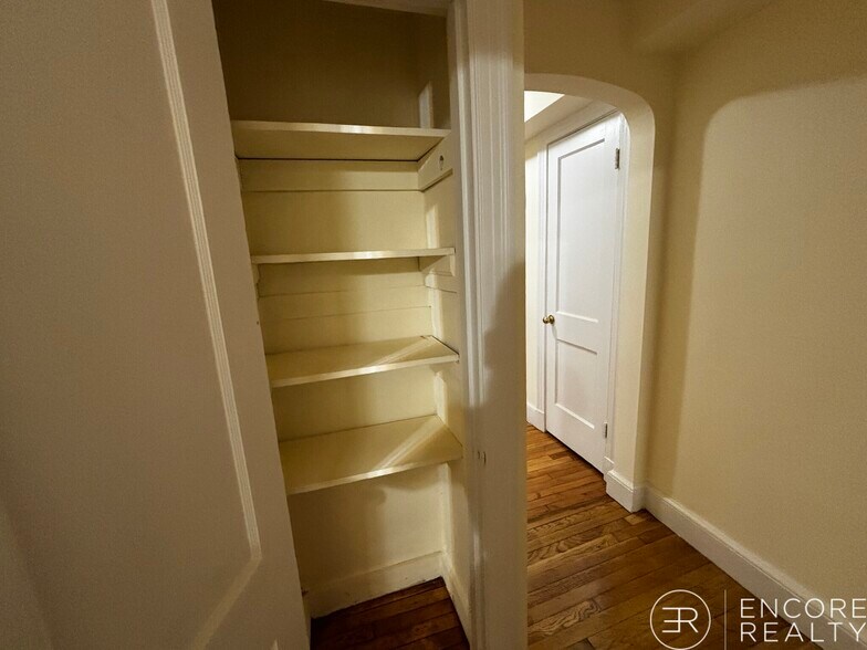 Building Photo - 1555 Beacon St