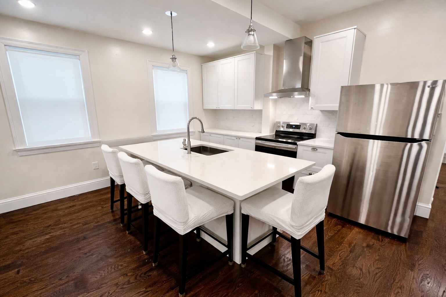 Kitchen - 35 Foster St