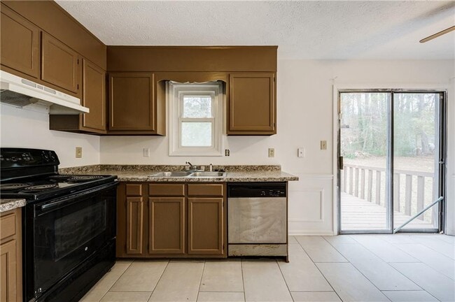 Building Photo - 805 Arbor Hill Dr