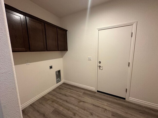 Building Photo - 17854 Davis Mdw Ct