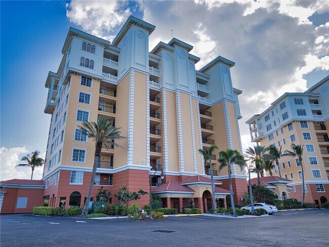 Building Photo - 147 Tampa Ave E