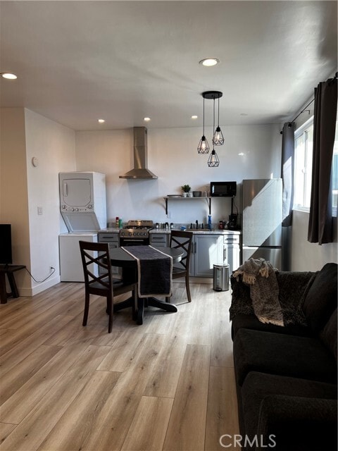 Building Photo - 15519 Gramercy Pl