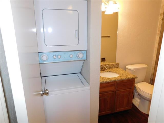 Building Photo - 13219 Emily Rd