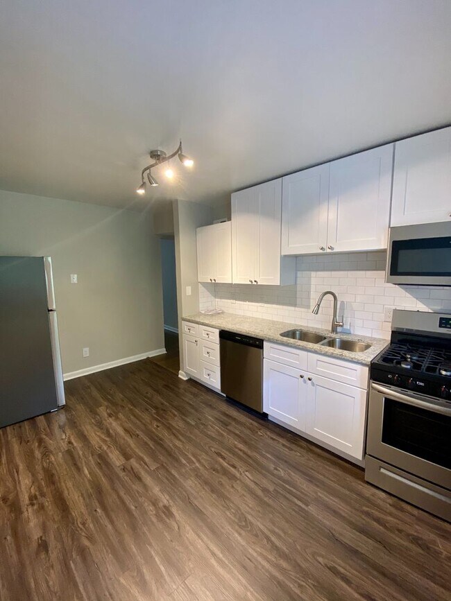 Interior Photo - 225-Hillcrest