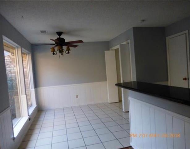 Building Photo - 16325 Lauder Ln