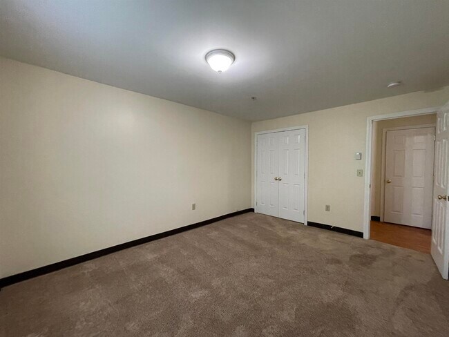 Building Photo - 99 Eastern Ave