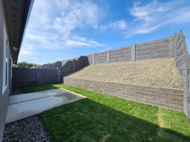 Building Photo - 5225 Jay St