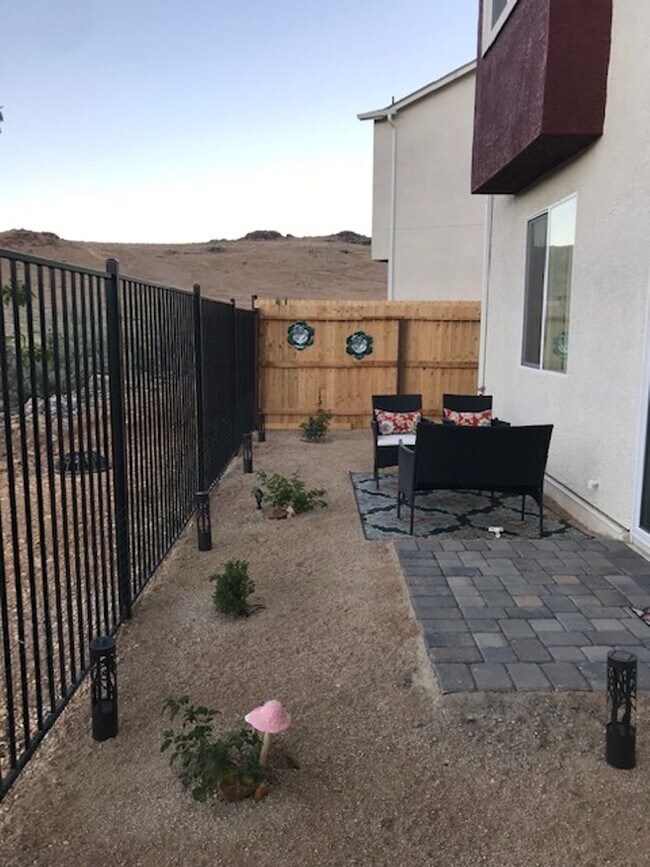 Building Photo - New Townhome in Great Community