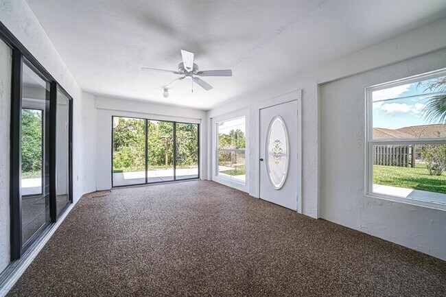 Building Photo - 11285 Oceanspray Blvd