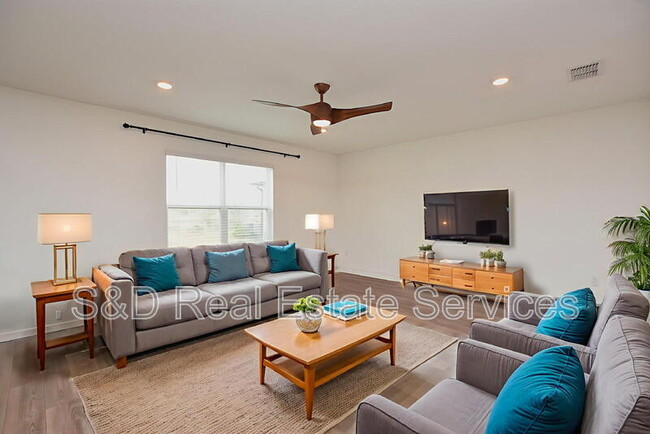 Building Photo - 3857 Capri Coast Dr