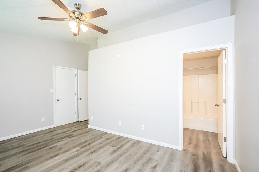 Building Photo - 10673 Hoosier Ct