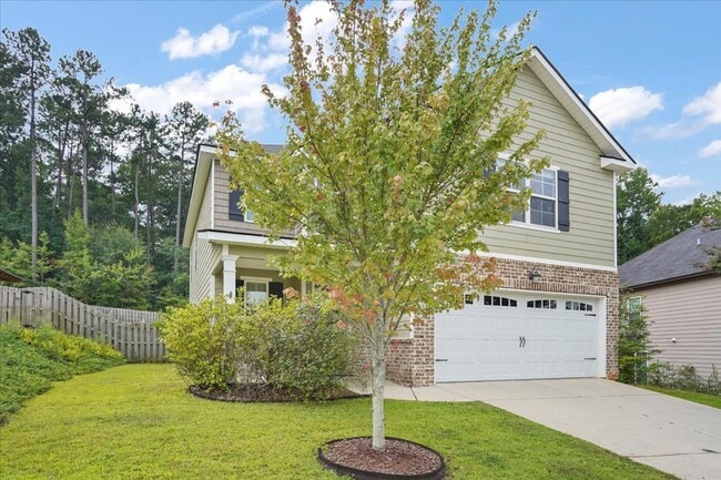 Building Photo - 4 Bedroom, 2.5 Bathroom home in Grovetown with fenced yard and 2-car garage