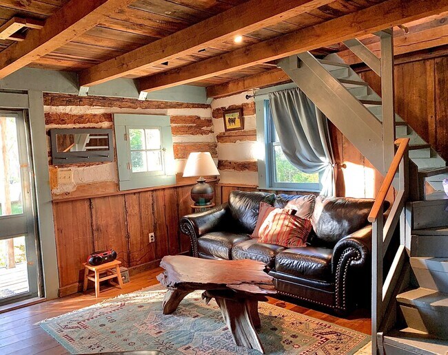 Building Photo - Writer's Retreat is a sweet rustic log cabin with 1 BR, 1 Ba located 4 miles from Lexington.