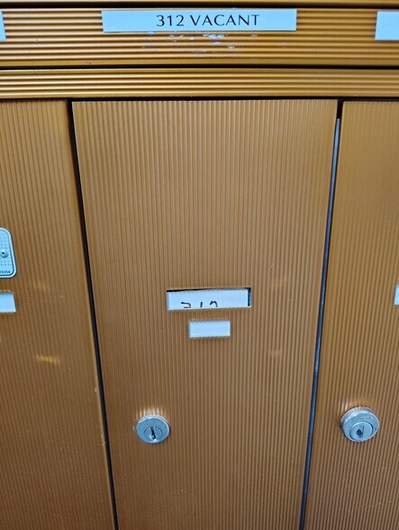 Private keyed mailbox in lobby - 4500 S Poplar St