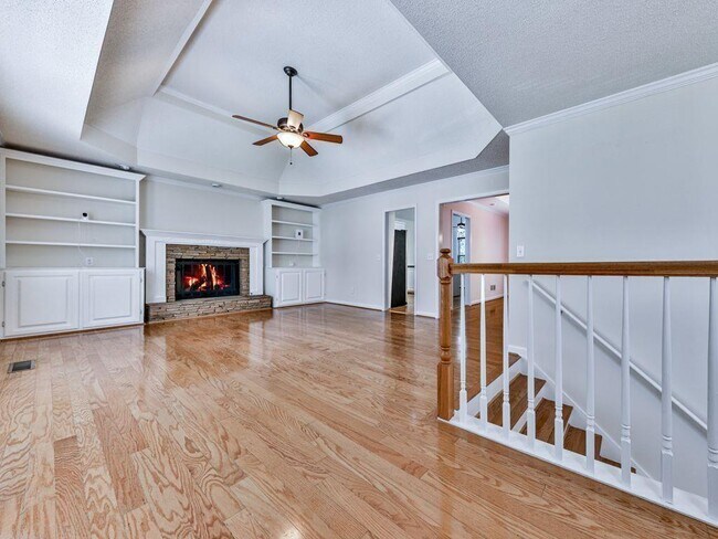 Building Photo - 3007 Clove Tree Ln