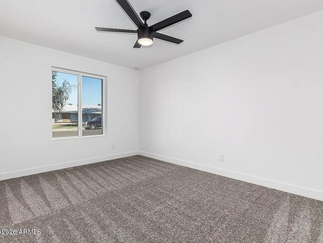 Building Photo - 2529 E Commonwealth Cir