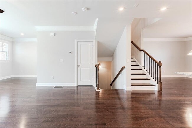 Building Photo - 5499 Terrace Bend Pl