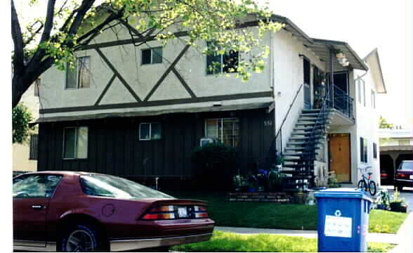 Building Photo - 551 Northlake Dr