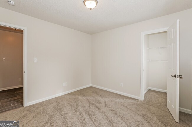 Building Photo - 7434 Chad's Cir