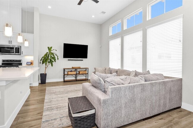 Building Photo - 7707 Nasser Ln