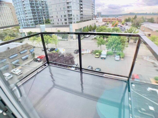Building Photo - Great Apt For Rent