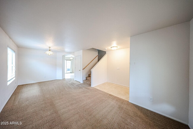 Building Photo - 4725 W Fawn Dr
