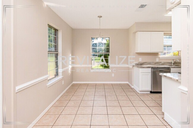 Building Photo - 1066 Bernice Hudson Dr