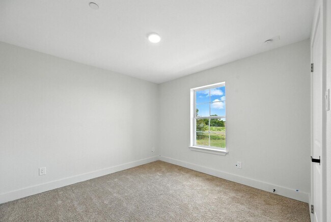Building Photo - Brand-new modern townhome in Rowlett featu...
