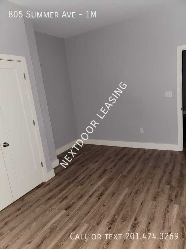 Building Photo - 805 Summer Ave