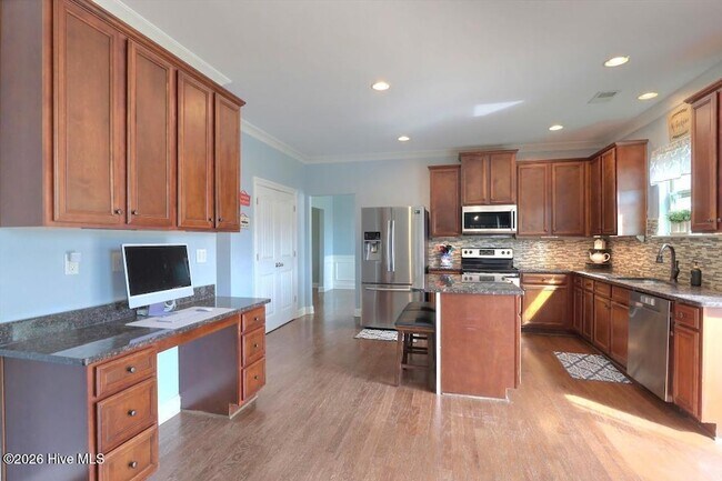 Building Photo - 1421 Dooley Ln