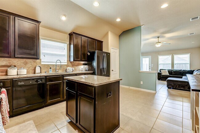 Building Photo - 9973 Spring Rock Ln
