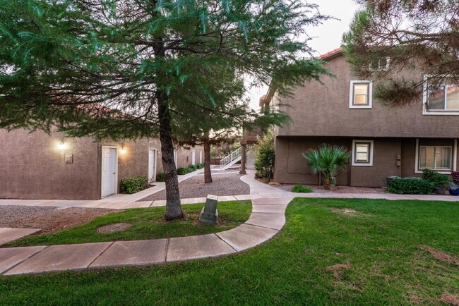 Primary Photo - "2-Bedroom Condo Retreat in Saint George -...