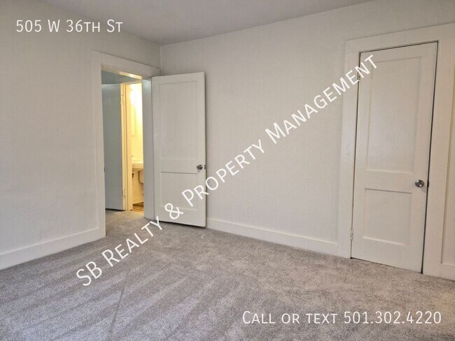 Building Photo - 505 W 36th St