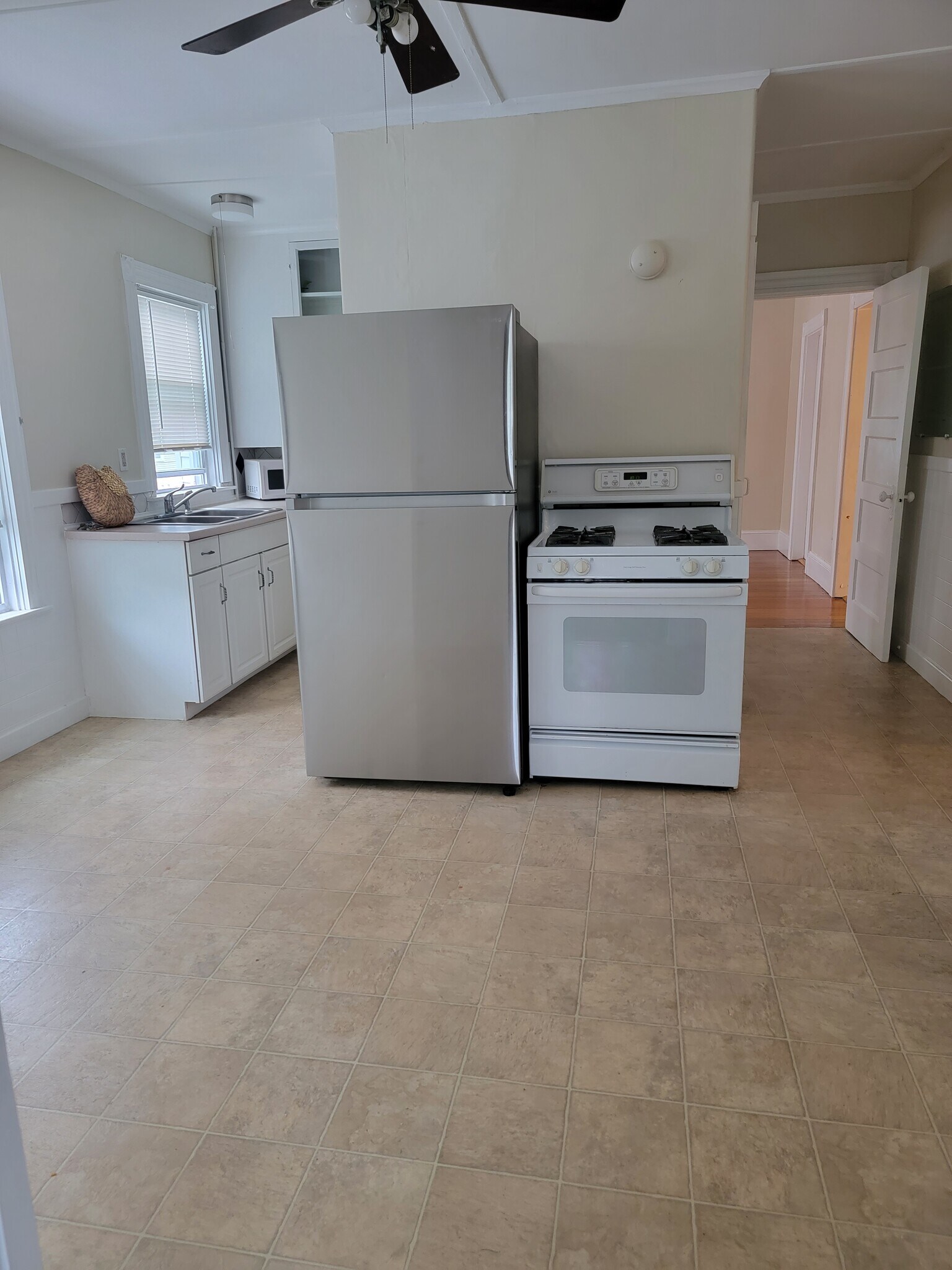 Eat in kitchen - 15 Starkey Ave