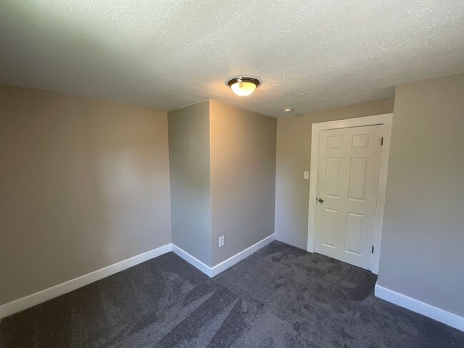 Building Photo - 21670 Ball Ave
