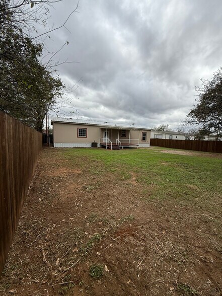 Building Photo - 602 SW 21st St