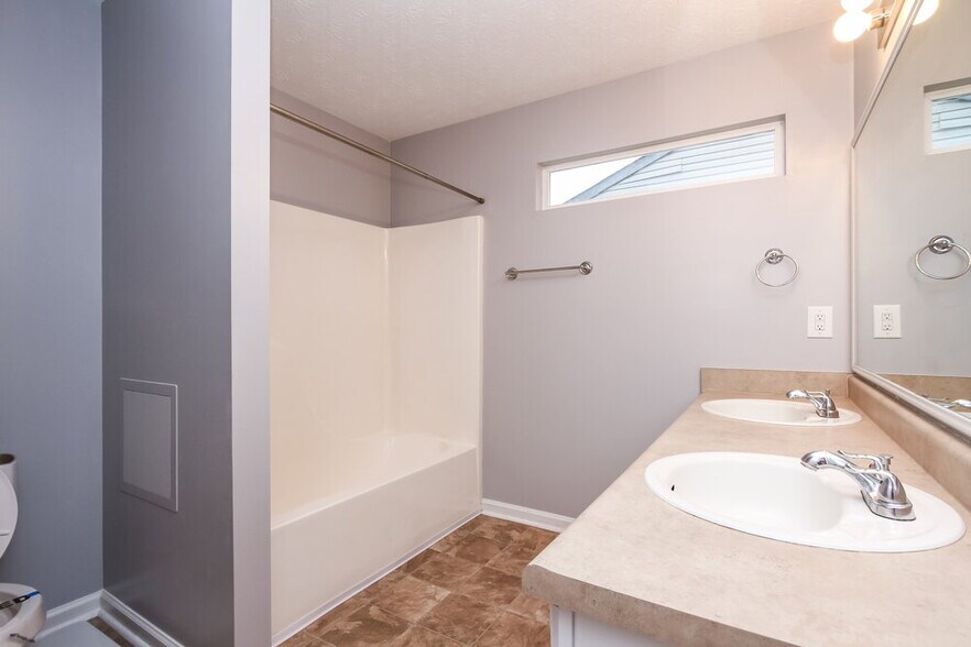 Building Photo - 5309 Waterton Lakes Dr