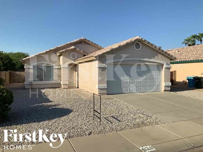 Building Photo - 4128 W Solar Dr