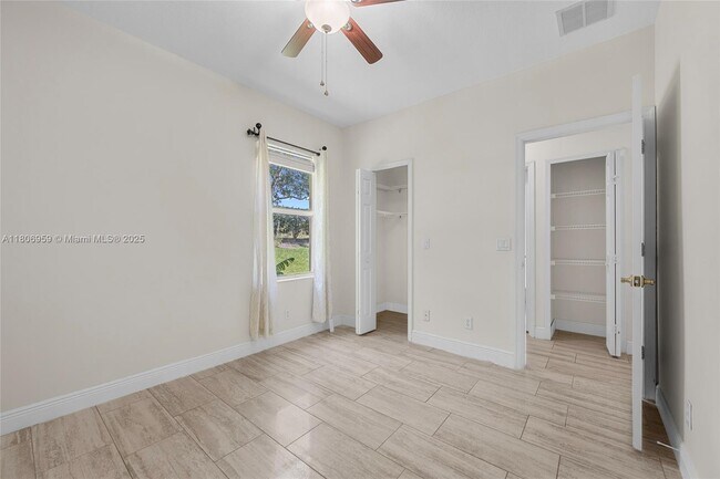 Building Photo - 1273 Scarlet Oak Cir