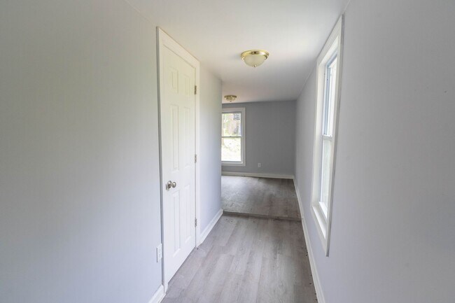 Building Photo - 1 bd for rent.