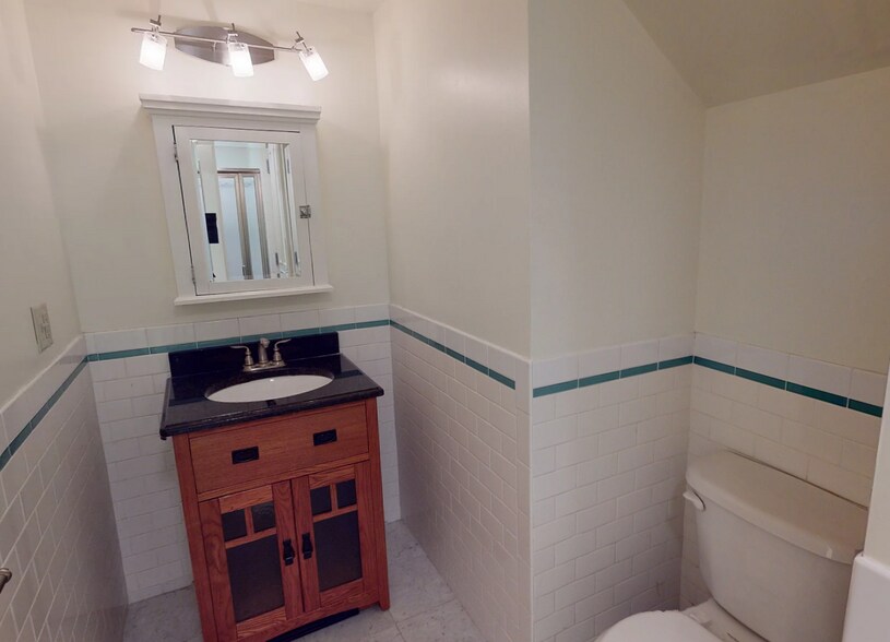 Unit 1 - 197 Commonwealth Ave