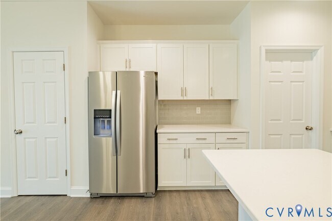 Building Photo - 6837 Leire Ln