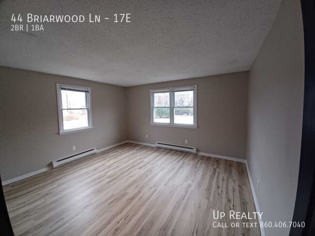 Building Photo - 40-44 Briarwood Ln