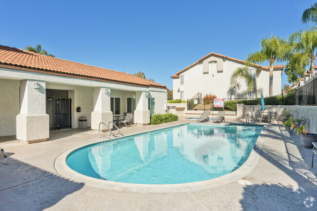 Building Photo - Murrieta Meadows Apartments