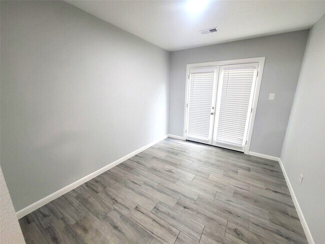 Building Photo - 22715 Braken Manor Ln