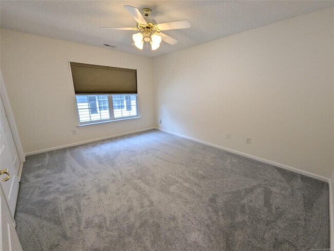 Building Photo - 294 Raven Terrace